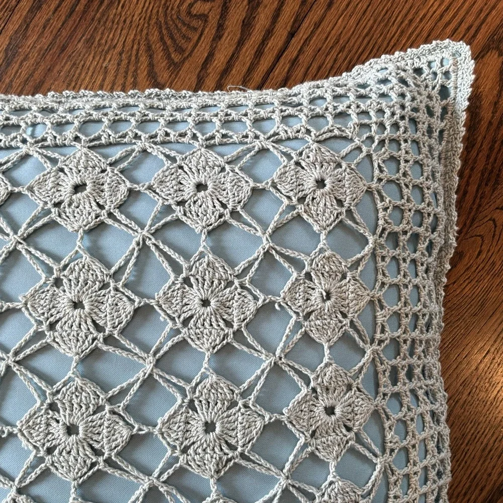 Vintage Hand Made Crochet Lace Blue Throw Pillow‎ 18